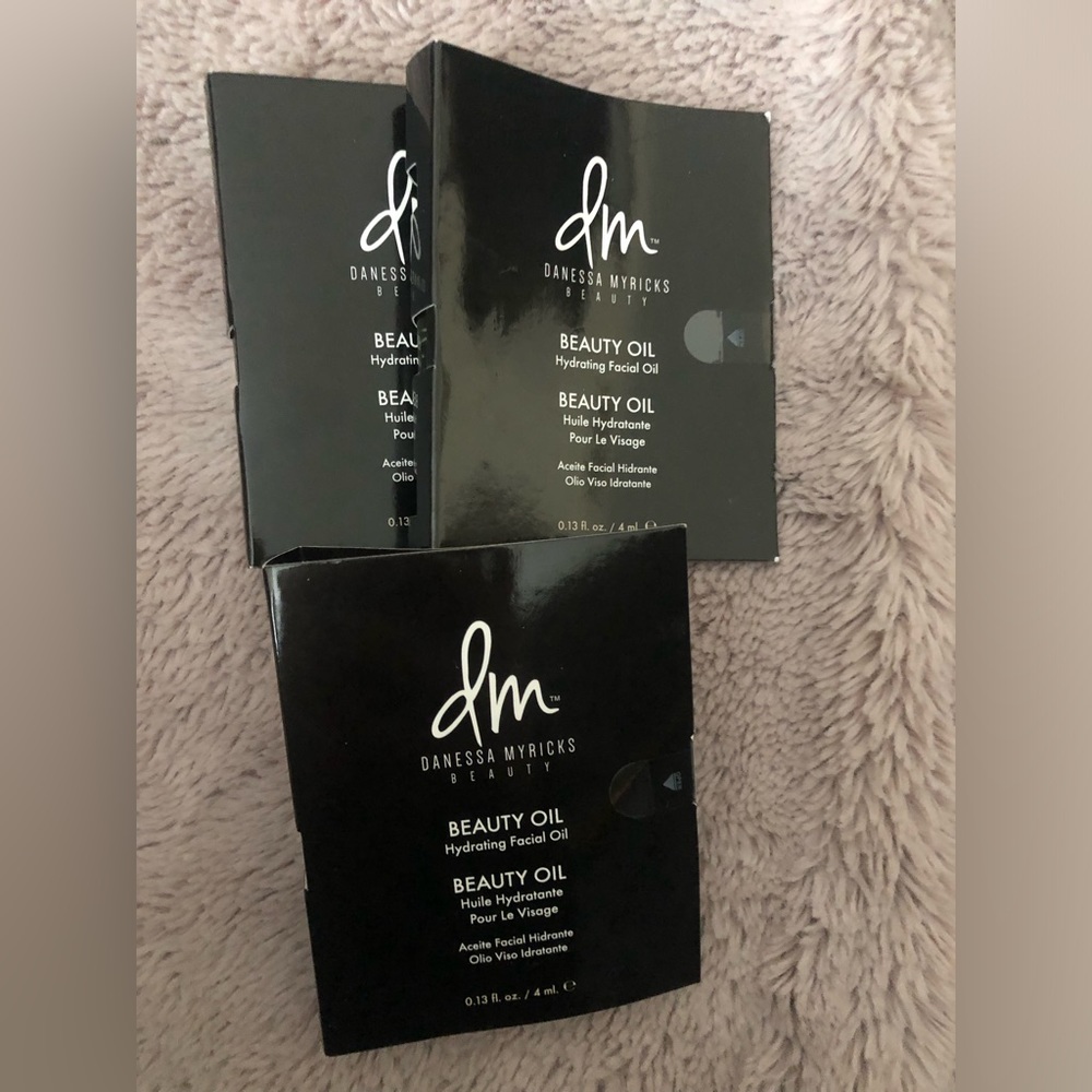 3 x Danessa Myricks BEAUTY OIL Hydrating Facial Oil 4ml